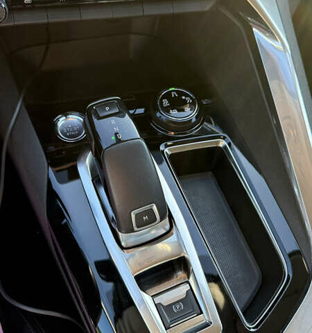 Серый Пежо 3008, объемом двигателя 1.5 л и пробегом 160 тыс. км за 21500 $, фото 16 на Automoto.ua