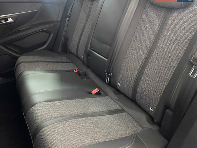 Серый Пежо 3008, объемом двигателя 1.5 л и пробегом 173 тыс. км за 21150 $, фото 10 на Automoto.ua