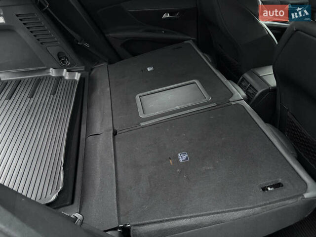 Серый Пежо 3008, объемом двигателя 2 л и пробегом 49 тыс. км за 25800 $, фото 17 на Automoto.ua