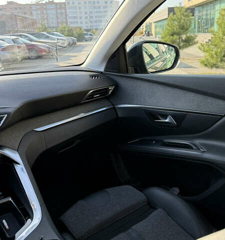 Серый Пежо 3008, объемом двигателя 1.5 л и пробегом 160 тыс. км за 21500 $, фото 15 на Automoto.ua