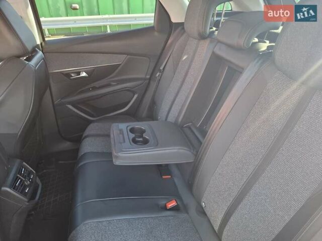 Сірий Пежо 3008, об'ємом двигуна 1.5 л та пробігом 127 тис. км за 21800 $, фото 49 на Automoto.ua