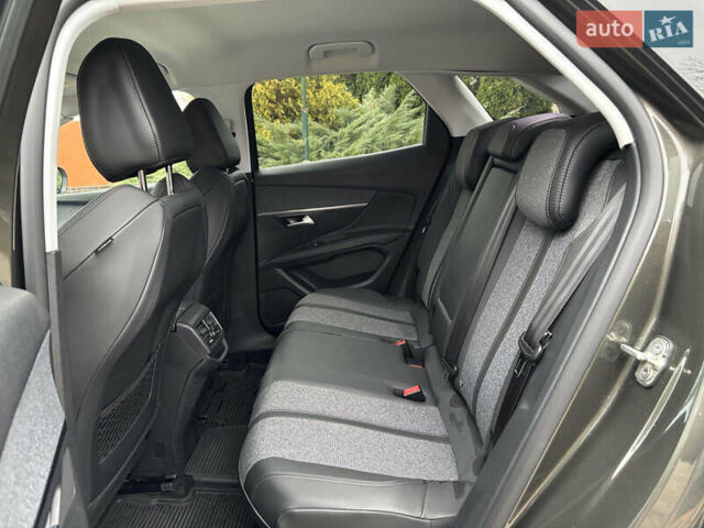 Серый Пежо 3008, объемом двигателя 2 л и пробегом 49 тыс. км за 25800 $, фото 9 на Automoto.ua