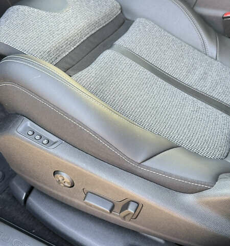 Серый Пежо 3008, объемом двигателя 1.5 л и пробегом 160 тыс. км за 21500 $, фото 18 на Automoto.ua