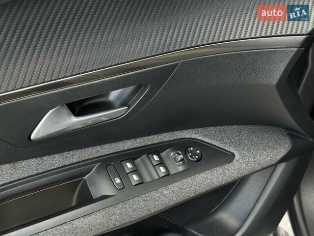 Серый Пежо 3008, объемом двигателя 1.5 л и пробегом 143 тыс. км за 22900 $, фото 18 на Automoto.ua