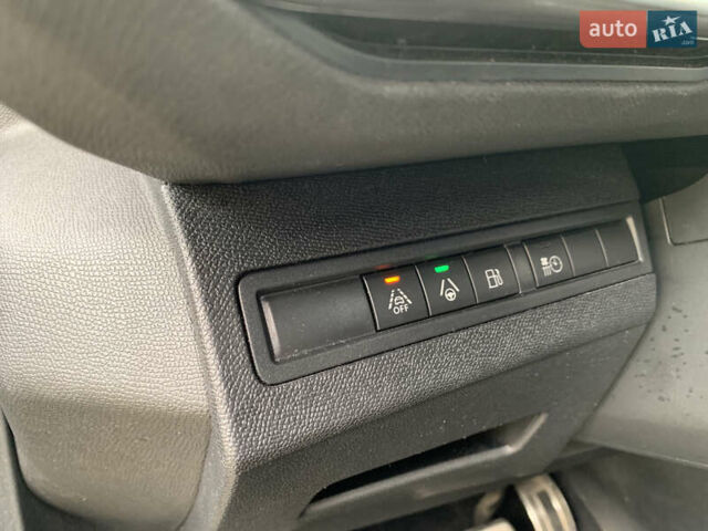 Сірий Пежо 3008, об'ємом двигуна 1.6 л та пробігом 160 тис. км за 25900 $, фото 27 на Automoto.ua