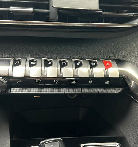 Пежо 3008 2021 у Чернівцях на Automoto.ua Сірий Пежо 3008, об'ємом двигуна 1.5 л та пробігом 128 тис. км за 24200 $, фото 50 на Automoto.ua