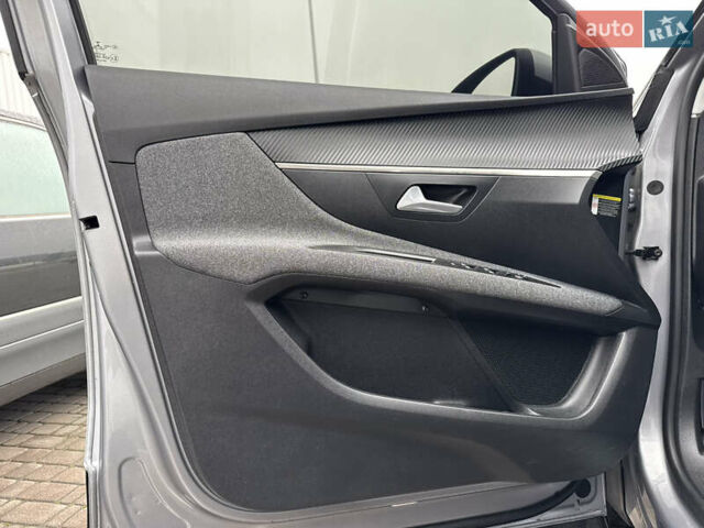 Серый Пежо 3008, объемом двигателя 1.5 л и пробегом 153 тыс. км за 22900 $, фото 28 на Automoto.ua