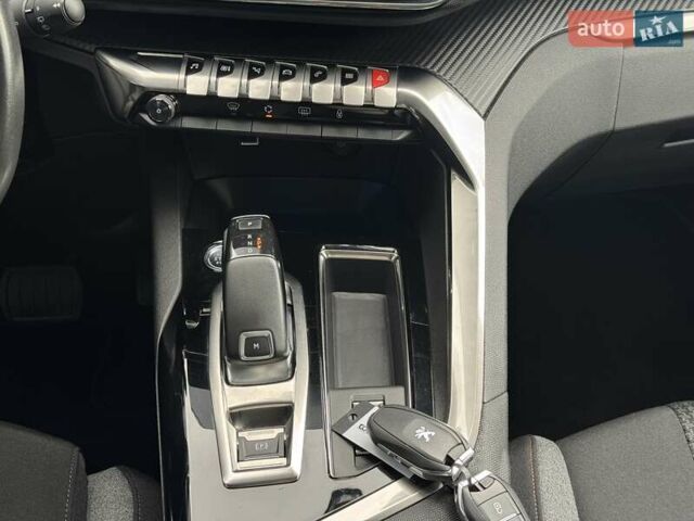 Серый Пежо 3008, объемом двигателя 1.5 л и пробегом 143 тыс. км за 22900 $, фото 27 на Automoto.ua