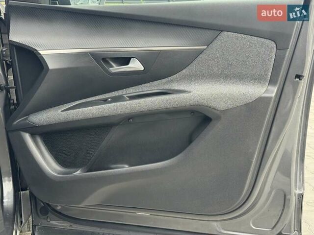 Серый Пежо 3008, объемом двигателя 1.5 л и пробегом 143 тыс. км за 22900 $, фото 30 на Automoto.ua