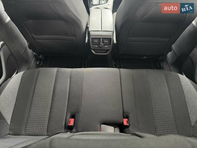 Серый Пежо 3008, объемом двигателя 1.5 л и пробегом 143 тыс. км за 22900 $, фото 23 на Automoto.ua