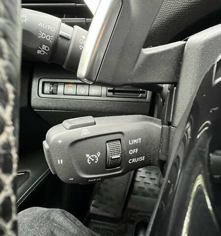 Пежо 3008 2021 у Чернівцях на Automoto.ua Сірий Пежо 3008, об'ємом двигуна 1.5 л та пробігом 128 тис. км за 24200 $, фото 52 на Automoto.ua