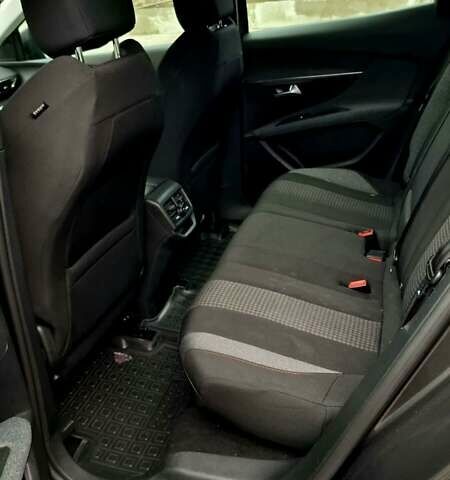 Серый Пежо 3008, объемом двигателя 1.5 л и пробегом 179 тыс. км за 25350 $, фото 17 на Automoto.ua