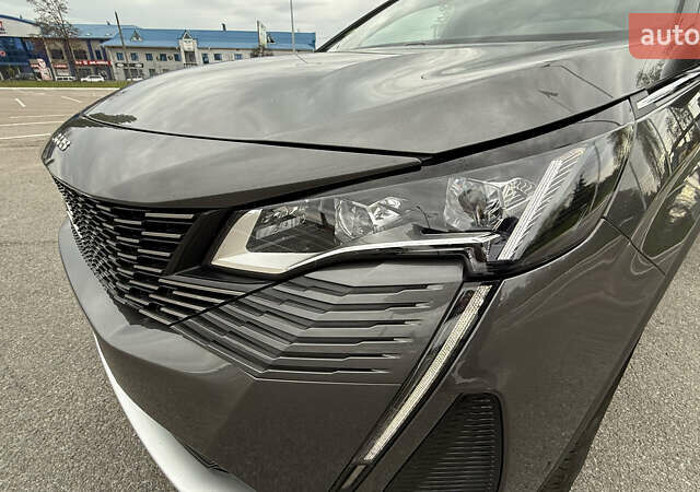 Сірий Пежо 3008, об'ємом двигуна 1.5 л та пробігом 93 тис. км за 25600 $, фото 2 на Automoto.ua