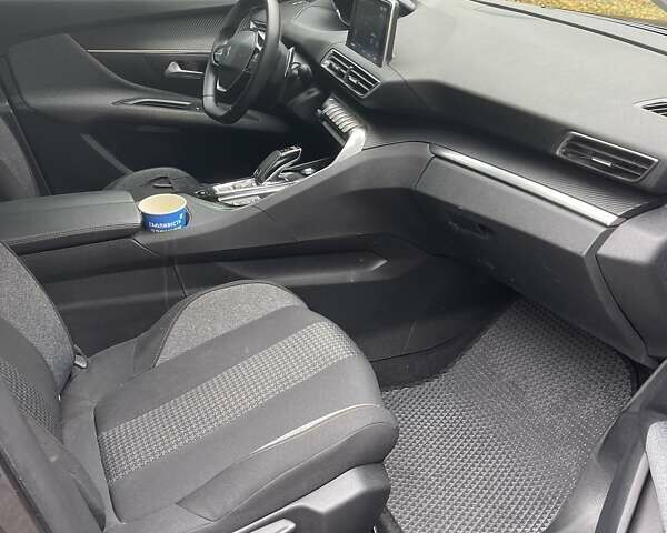 Серый Пежо 3008, объемом двигателя 1.5 л и пробегом 92 тыс. км за 22500 $, фото 8 на Automoto.ua