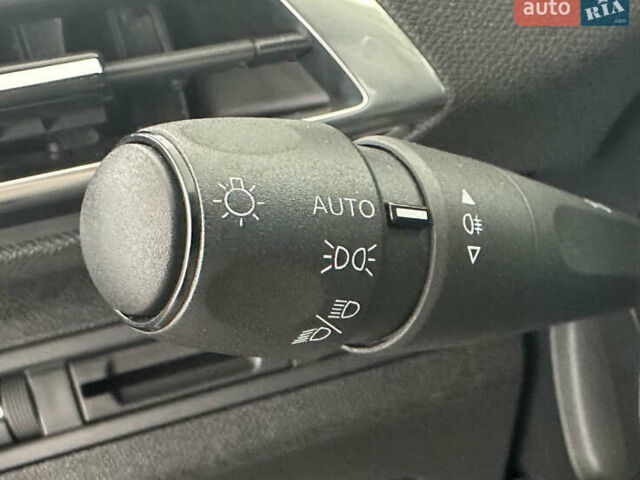 Серый Пежо 3008, объемом двигателя 1.5 л и пробегом 174 тыс. км за 22350 $, фото 15 на Automoto.ua