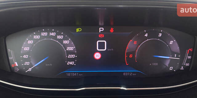 Серый Пежо 3008, объемом двигателя 1.5 л и пробегом 181 тыс. км за 22150 $, фото 13 на Automoto.ua