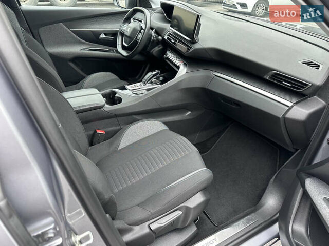 Сірий Пежо 3008, об'ємом двигуна 1.5 л та пробігом 100 тис. км за 23800 $, фото 9 на Automoto.ua