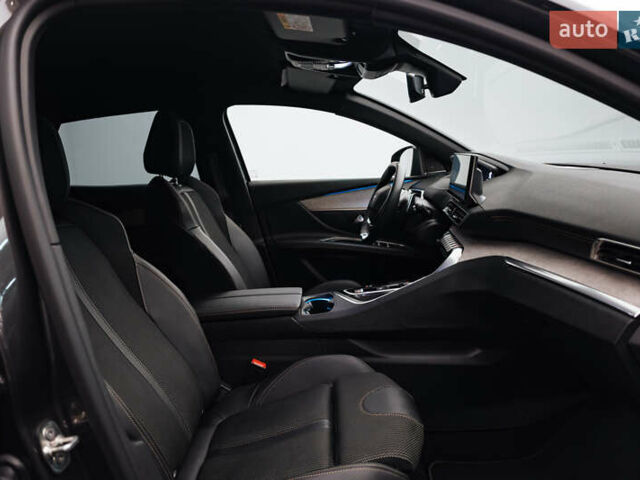 Серый Пежо 3008, объемом двигателя 1.5 л и пробегом 16 тыс. км за 30077 $, фото 18 на Automoto.ua