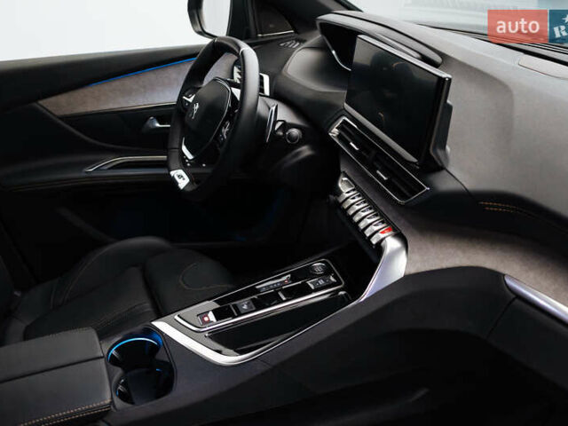 Серый Пежо 3008, объемом двигателя 1.5 л и пробегом 16 тыс. км за 30077 $, фото 19 на Automoto.ua