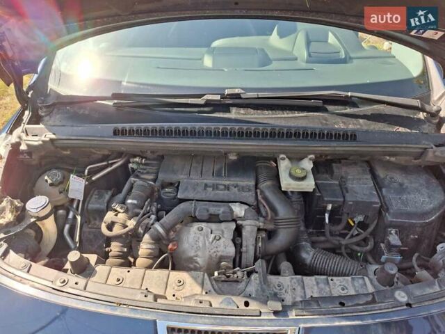 Синій Пежо 3008, об'ємом двигуна 1.56 л та пробігом 180 тис. км за 7600 $, фото 3 на Automoto.ua