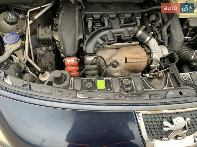 Синий Пежо 3008, объемом двигателя 1.6 л и пробегом 282 тыс. км за 8300 $, фото 24 на Automoto.ua