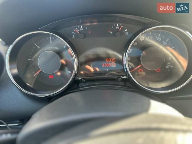 Синій Пежо 3008, об'ємом двигуна 2 л та пробігом 340 тис. км за 7000 $, фото 4 на Automoto.ua