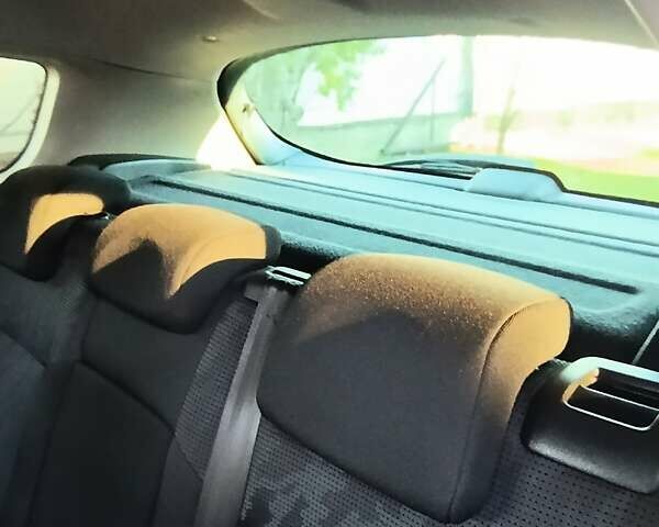 Синій Пежо 3008, об'ємом двигуна 1.6 л та пробігом 250 тис. км за 7550 $, фото 31 на Automoto.ua