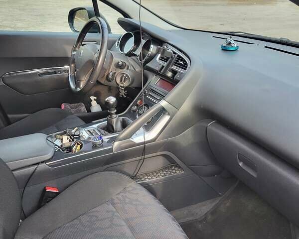 Синий Пежо 3008, объемом двигателя 1.56 л и пробегом 268 тыс. км за 7400 $, фото 17 на Automoto.ua