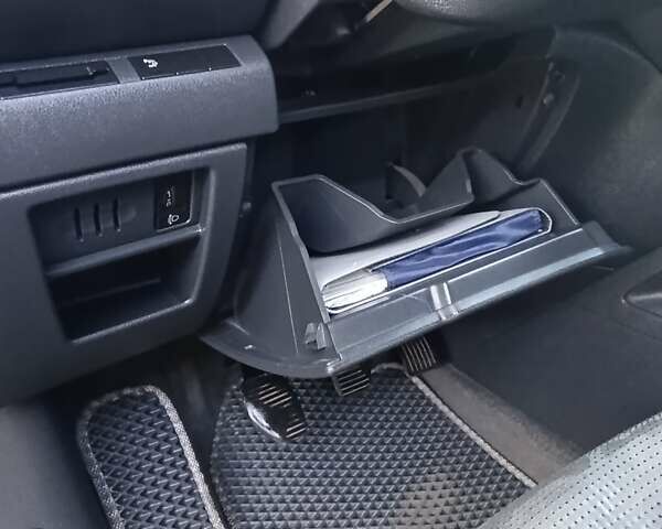 Синій Пежо 3008, об'ємом двигуна 1.6 л та пробігом 250 тис. км за 7550 $, фото 27 на Automoto.ua