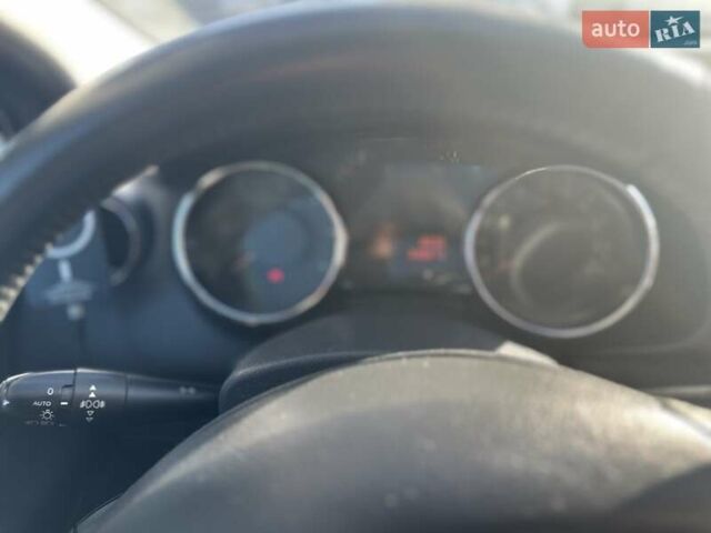 Синій Пежо 3008, об'ємом двигуна 2 л та пробігом 340 тис. км за 7000 $, фото 2 на Automoto.ua