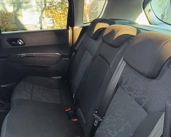 Синій Пежо 3008, об'ємом двигуна 1.6 л та пробігом 250 тис. км за 7550 $, фото 30 на Automoto.ua
