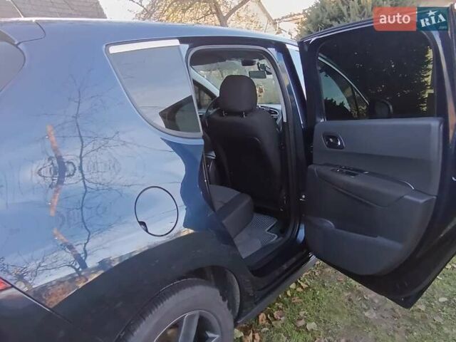 Синій Пежо 3008, об'ємом двигуна 1.6 л та пробігом 250 тис. км за 7550 $, фото 44 на Automoto.ua