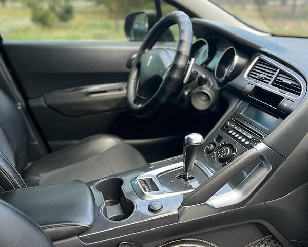 Синій Пежо 3008, об'ємом двигуна 1.6 л та пробігом 278 тис. км за 6800 $, фото 16 на Automoto.ua