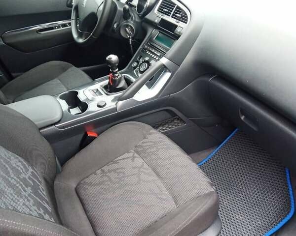 Синий Пежо 3008, объемом двигателя 1.6 л и пробегом 231 тыс. км за 8300 $, фото 11 на Automoto.ua