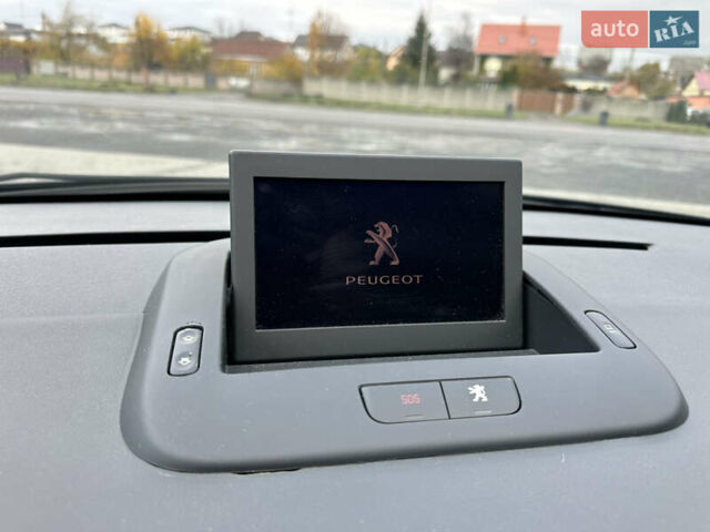 Пежо 3008 2011 в Луцке на Automoto.ua Синий Пежо 3008, объемом двигателя 1.6 л и пробегом 125 тыс. км за 8999 $, фото 19 на Automoto.ua