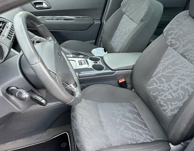 Пежо 3008 2011 в Луцке на Automoto.ua Синий Пежо 3008, объемом двигателя 1.6 л и пробегом 125 тыс. км за 8999 $, фото 16 на Automoto.ua