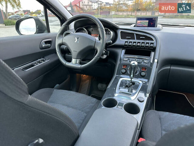 Пежо 3008 2011 в Луцке на Automoto.ua Синий Пежо 3008, объемом двигателя 1.6 л и пробегом 125 тыс. км за 8999 $, фото 41 на Automoto.ua