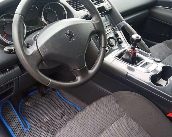 Синий Пежо 3008, объемом двигателя 1.6 л и пробегом 231 тыс. км за 8300 $, фото 1 на Automoto.ua