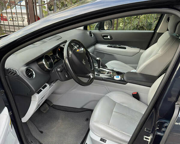 Синий Пежо 3008, объемом двигателя 1.56 л и пробегом 152 тыс. км за 12300 $, фото 18 на Automoto.ua