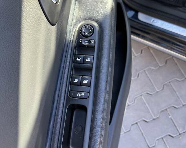 Пежо 3008 2014 в Тернополе на Automoto.ua Синий Пежо 3008, объемом двигателя 2 л и пробегом 112 тыс. км за 14300 $, фото 26 на Automoto.ua