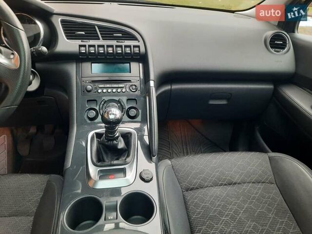 Синий Пежо 3008, объемом двигателя 2 л и пробегом 135 тыс. км за 11799 $, фото 12 на Automoto.ua