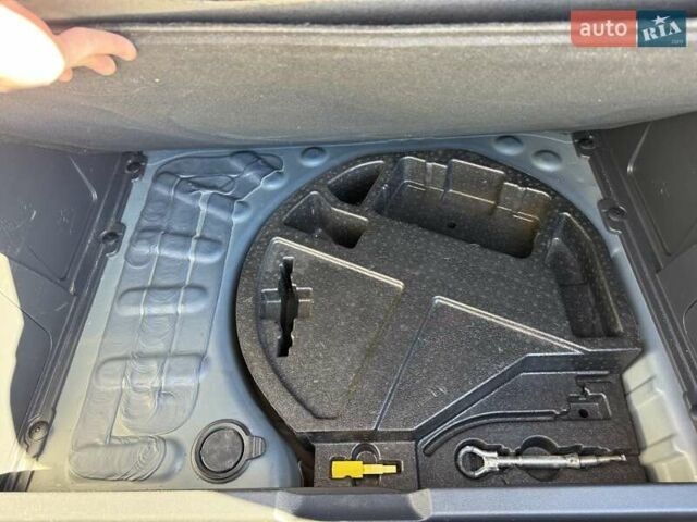 Пежо 3008 2014 в Тернополе на Automoto.ua Синий Пежо 3008, объемом двигателя 2 л и пробегом 112 тыс. км за 14300 $, фото 52 на Automoto.ua