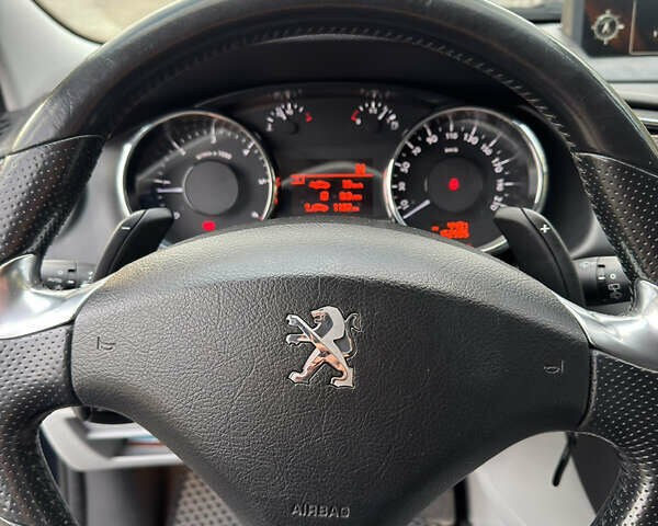 Синий Пежо 3008, объемом двигателя 1.56 л и пробегом 152 тыс. км за 12300 $, фото 13 на Automoto.ua