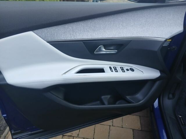 Синій Пежо 3008, об'ємом двигуна 0 л та пробігом 190 тис. км за 17300 $, фото 19 на Automoto.ua