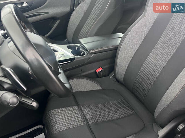 Синий Пежо 3008, объемом двигателя 1.5 л и пробегом 189 тыс. км за 19450 $, фото 6 на Automoto.ua