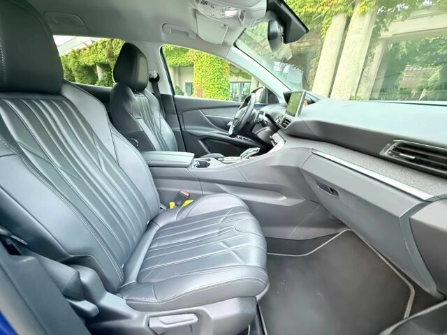 Синий Пежо 3008, объемом двигателя 1.5 л и пробегом 50 тыс. км за 10200 $, фото 10 на Automoto.ua