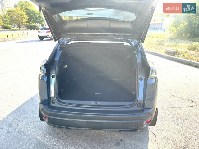 Синій Пежо 3008, об'ємом двигуна 1.5 л та пробігом 100 тис. км за 24500 $, фото 15 на Automoto.ua