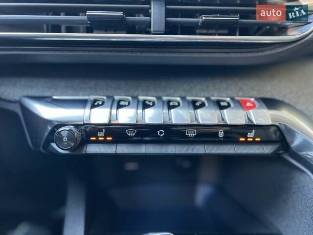 Синий Пежо 3008, объемом двигателя 1.5 л и пробегом 168 тыс. км за 23650 $, фото 23 на Automoto.ua