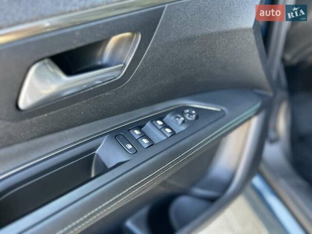 Синий Пежо 3008, объемом двигателя 1.5 л и пробегом 168 тыс. км за 23650 $, фото 26 на Automoto.ua