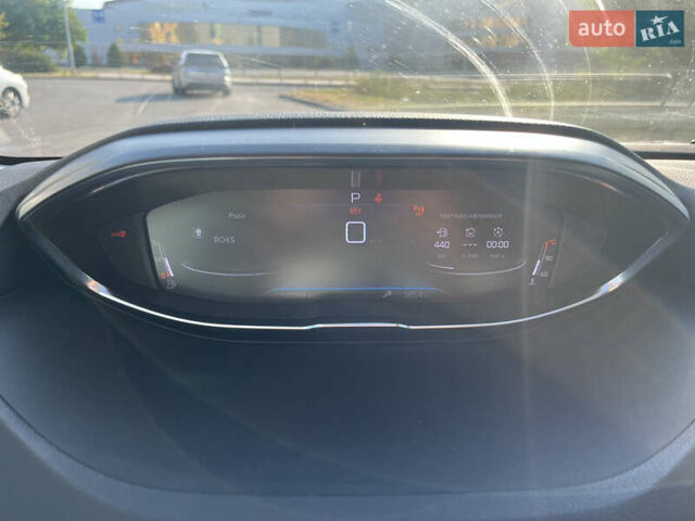 Синій Пежо 3008, об'ємом двигуна 1.5 л та пробігом 100 тис. км за 24500 $, фото 18 на Automoto.ua